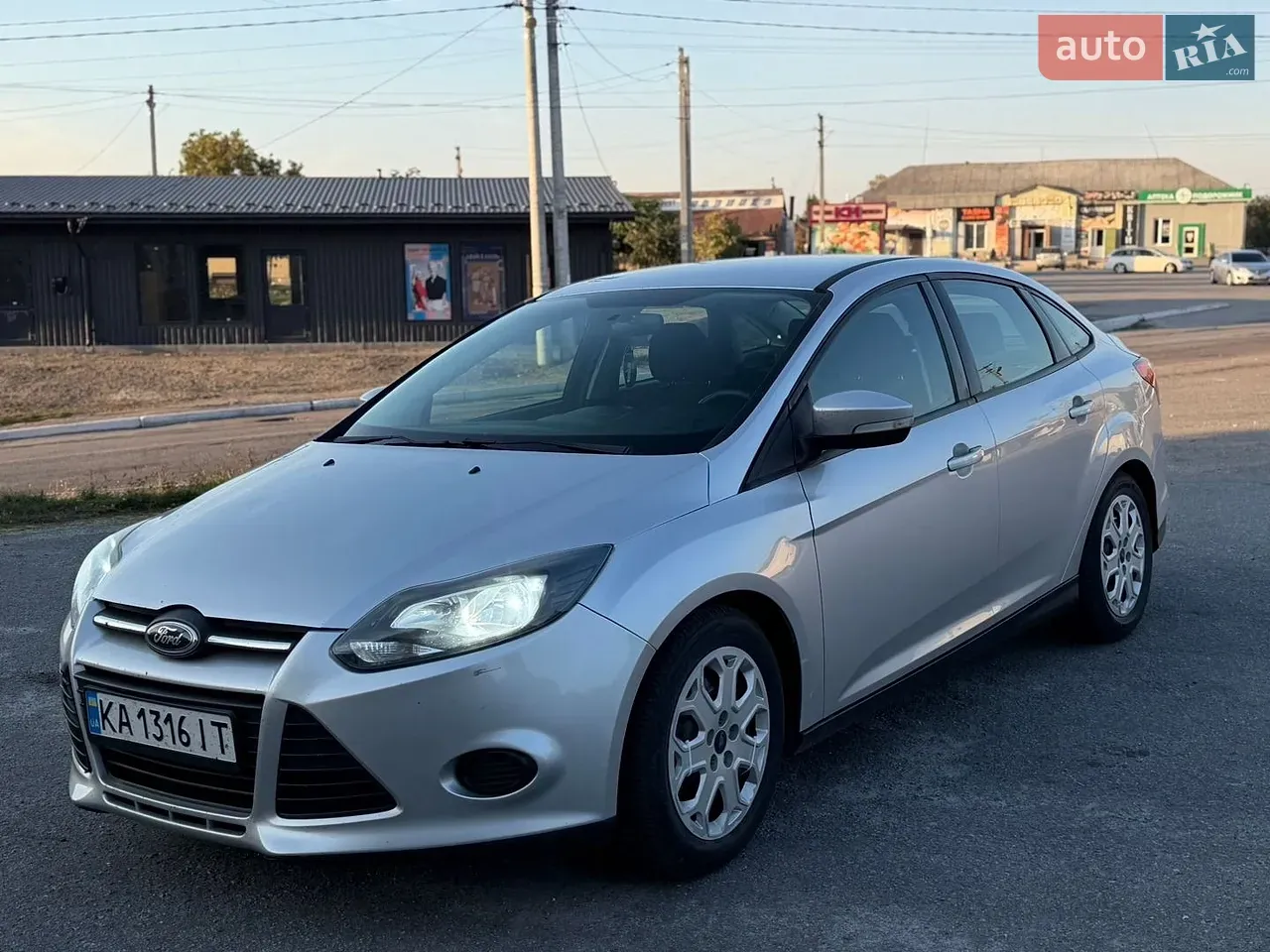 Ford Focus 2013 photo 2