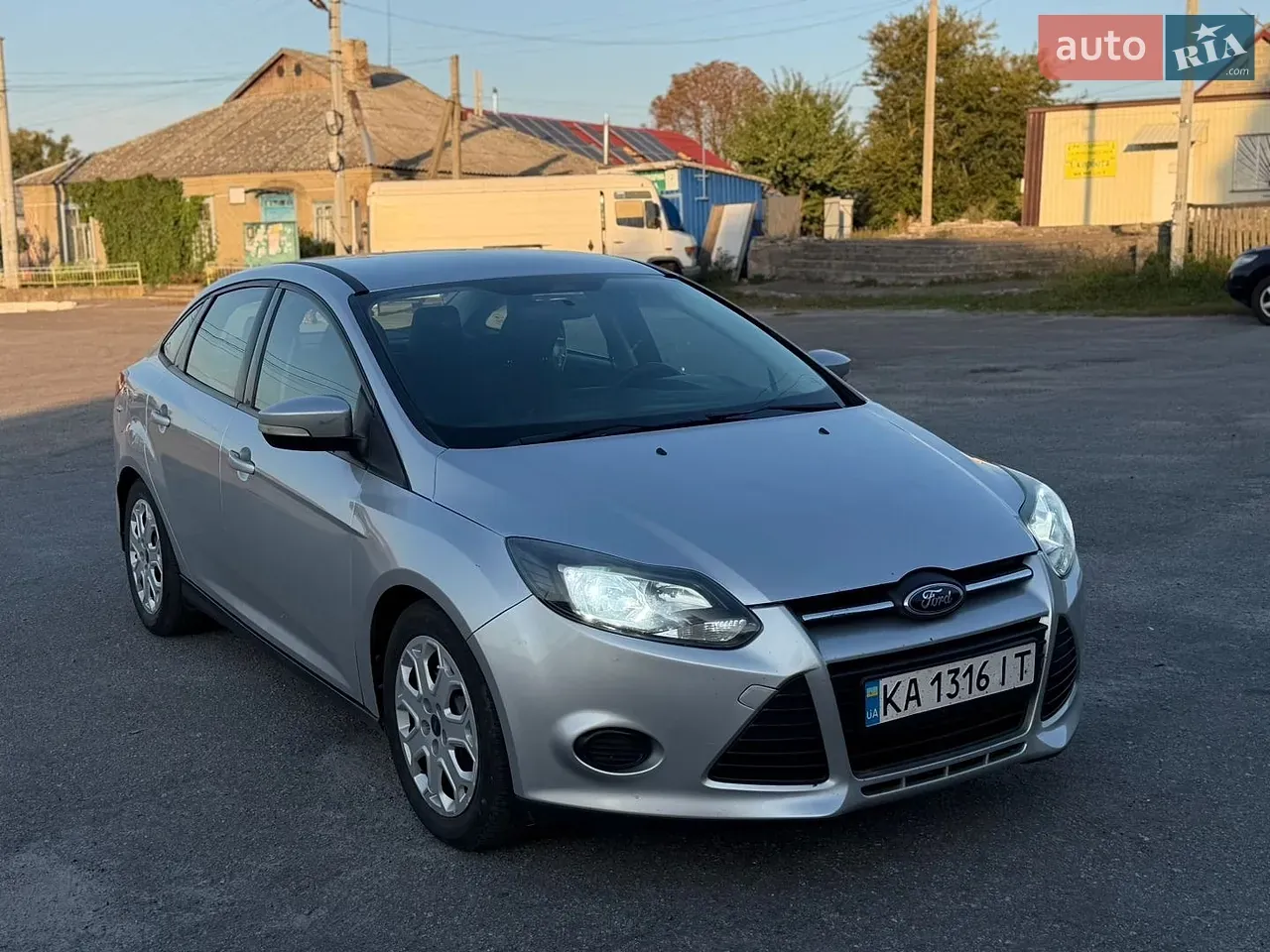 Ford Focus 2013 photo 3
