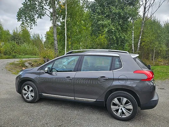 Peugeot 2008 2013 photo 2