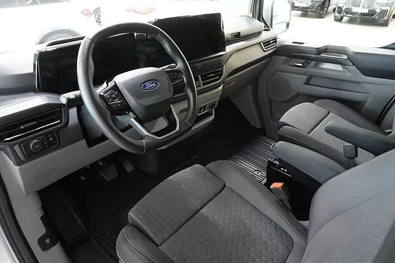Ford Transit Custom 2025 photo 2