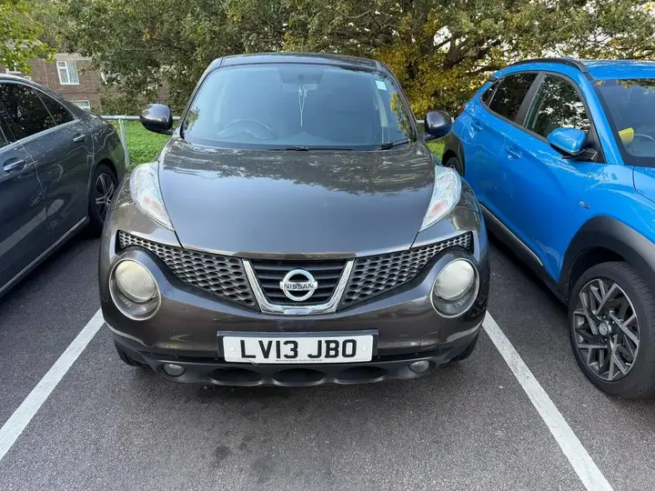 Nissan Juke 2013 photo 2