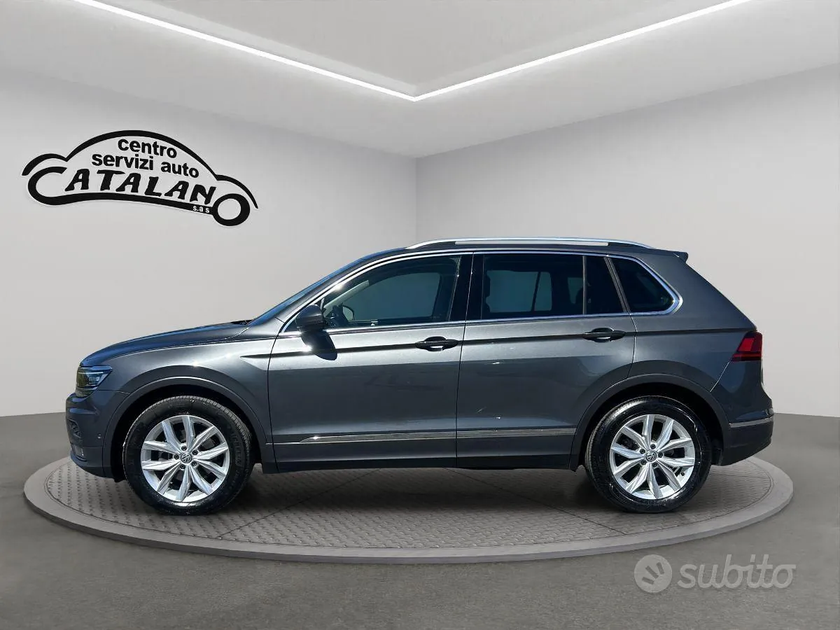 Volkswagen Tiguan 2018 photo 2
