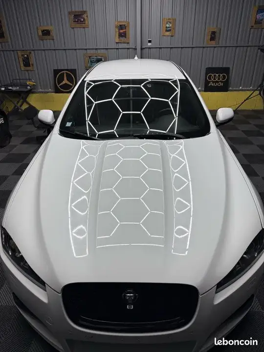 Jaguar Xf 2013 photo 2
