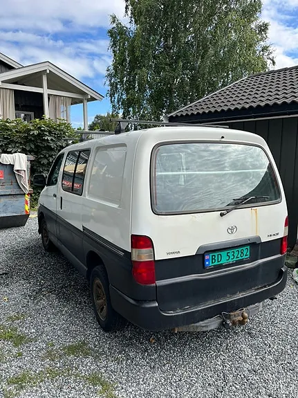 Toyota Hiace 2007 photo 3