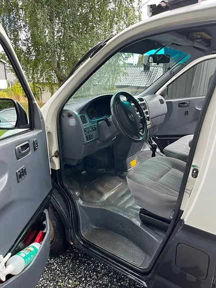 Toyota Hiace 2007 photo 5