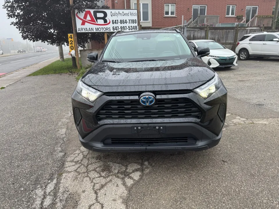 Toyota Rav4 2023 photo 2