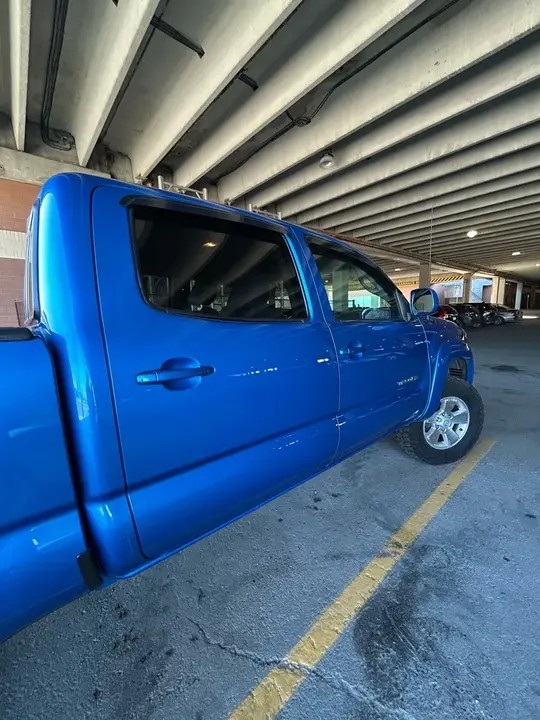 Toyota Tacoma 2010 photo 5