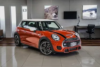 Mini Hatch 2020 photo 2