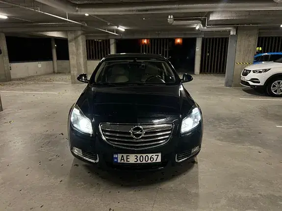 Opel Insignia 2011 photo 2