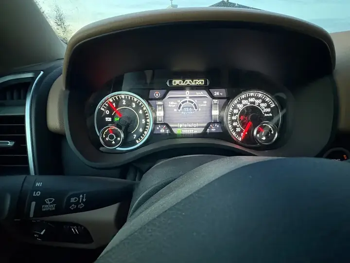 Ram 1500 2019 photo 2