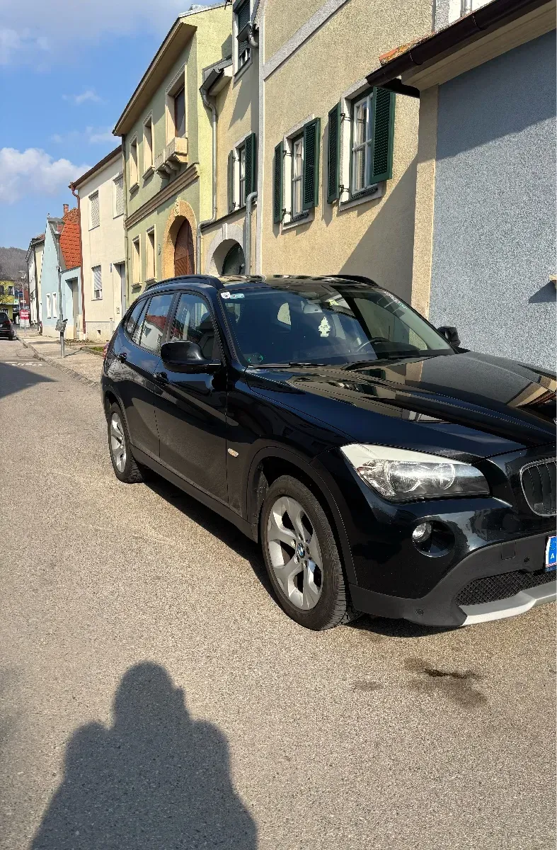 BMW X1 2010 photo 2