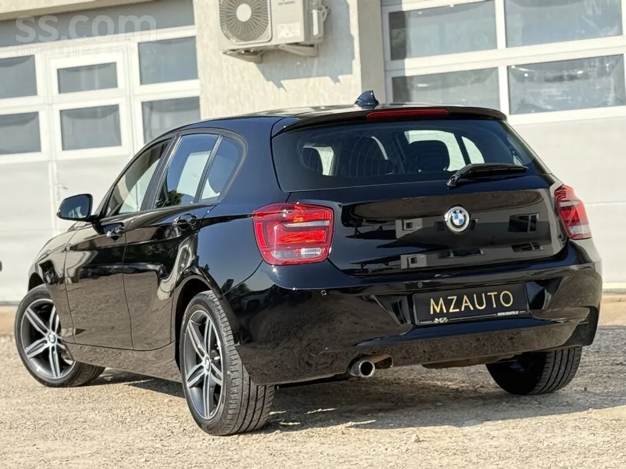 BMW 118D 2012 photo 3