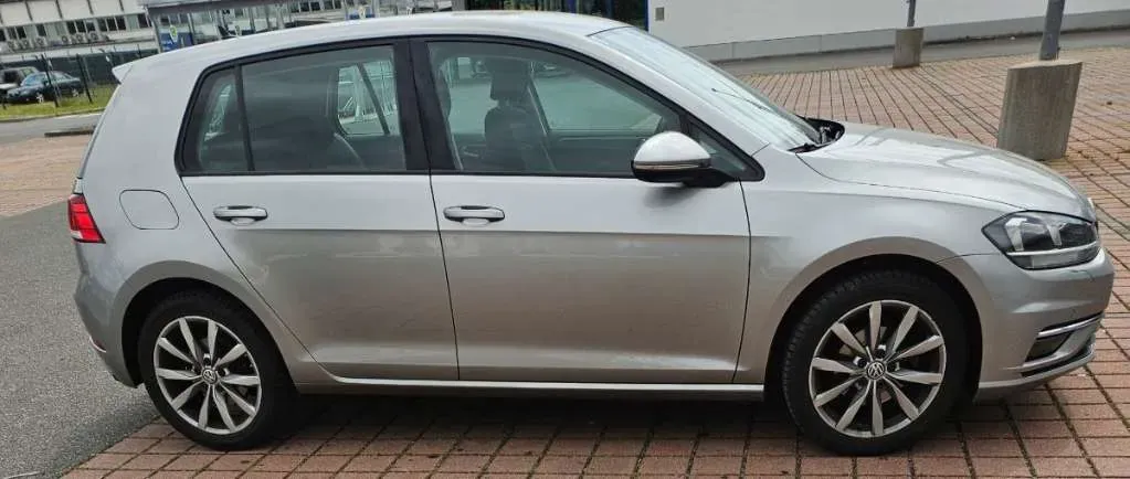 Volkswagen Golf 2020 photo 2