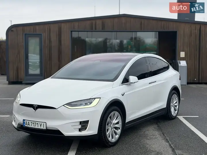 Tesla Model X