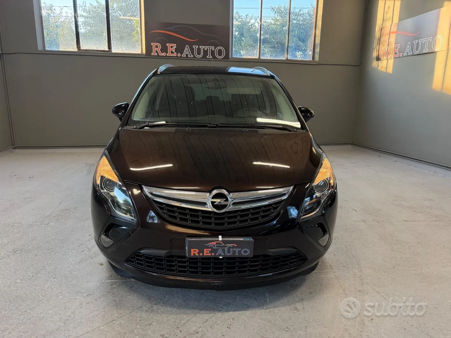 Opel Zafira Tourer 2014 photo 2