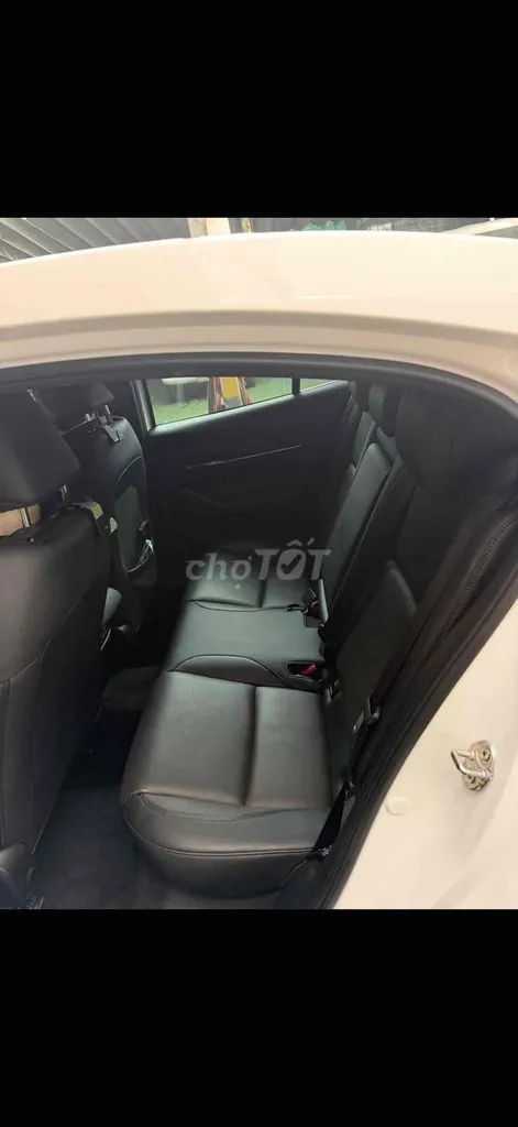 Mazda 3 2024 photo 3