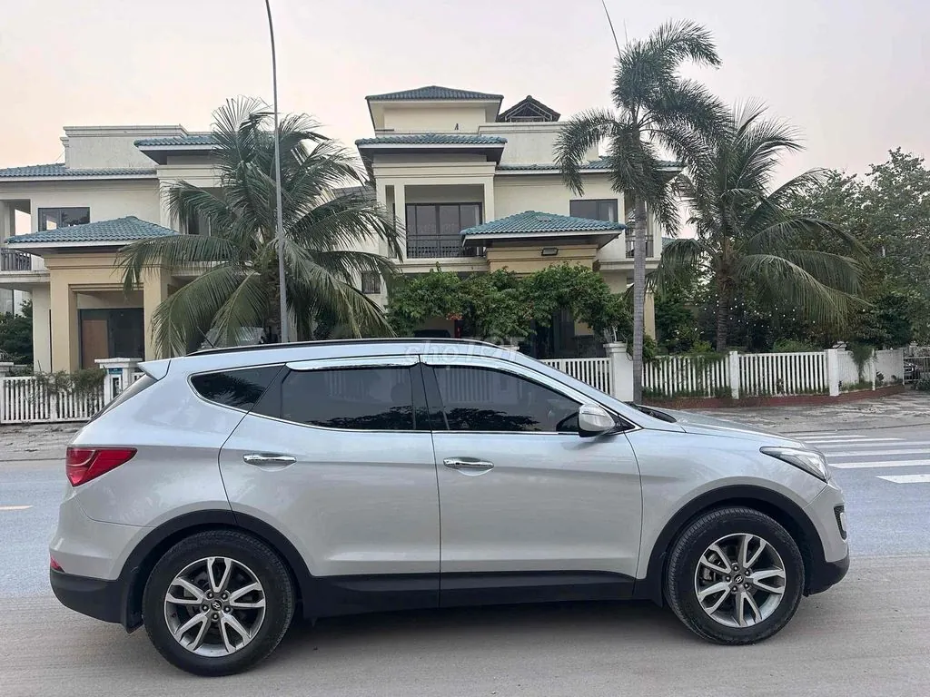 Hyundai Santa Fe 2013 photo 3