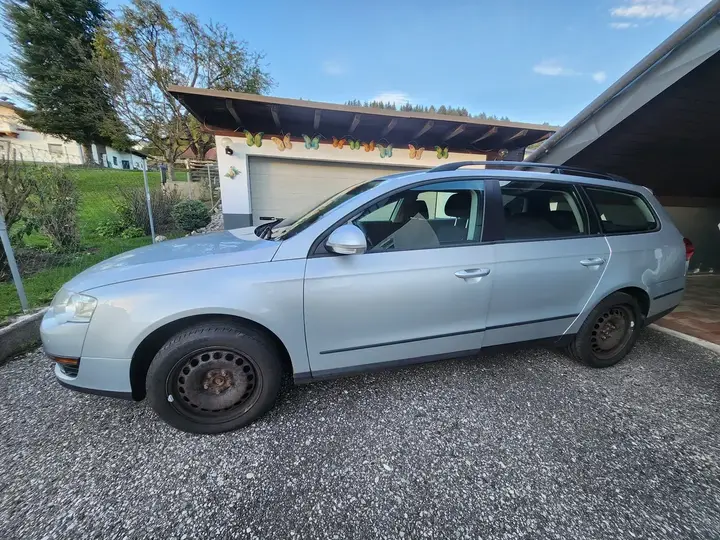 Volkswagen Passat 2009 photo 2