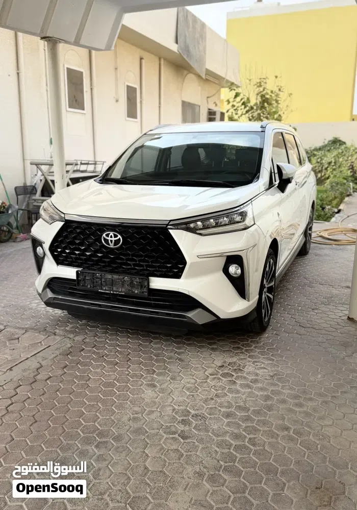 Toyota Veloz 2023 photo 3
