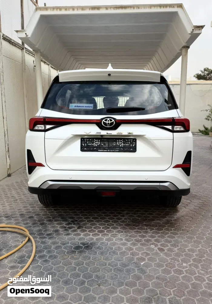 Toyota Veloz 2023 photo 4