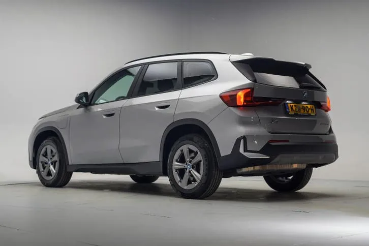 BMW X1 2024 photo 3