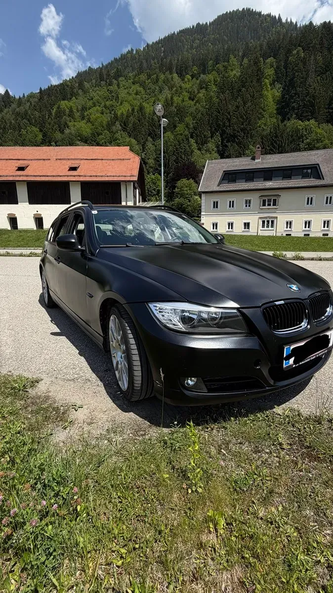 BMW 3 Series 2008 photo 2