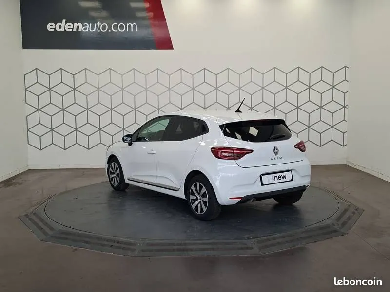 Renault Clio 2023 photo 3