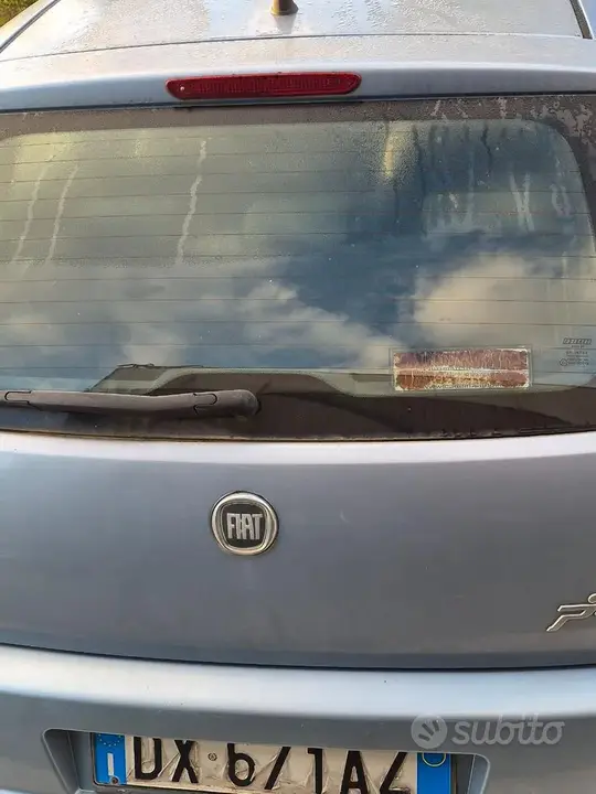 Fiat Grande Punto 2013 photo 4