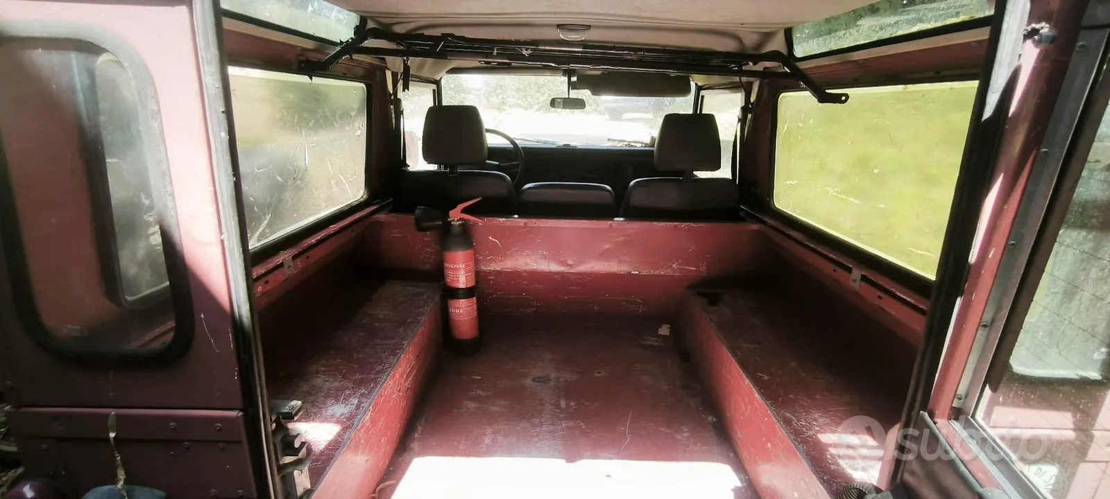 Land Rover Defender 1989 photo 5