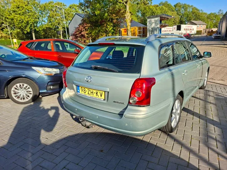 Toyota Avensis 2008 photo 3