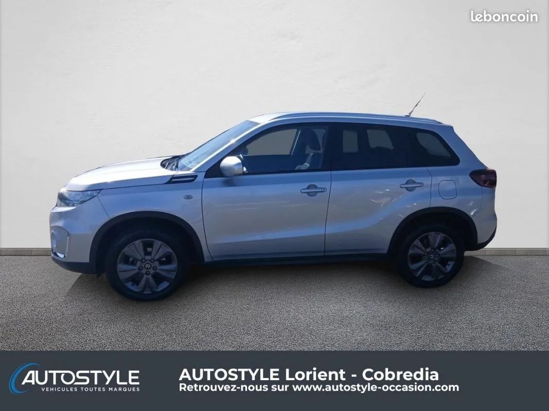 Suzuki Vitara 2024 photo 2