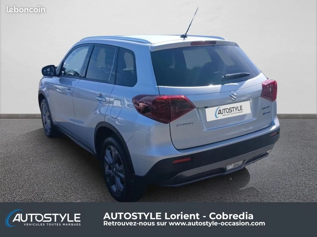 Suzuki Vitara 2024 photo 3