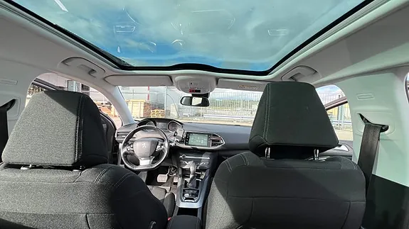 Peugeot 308 Sw 2015 photo 2