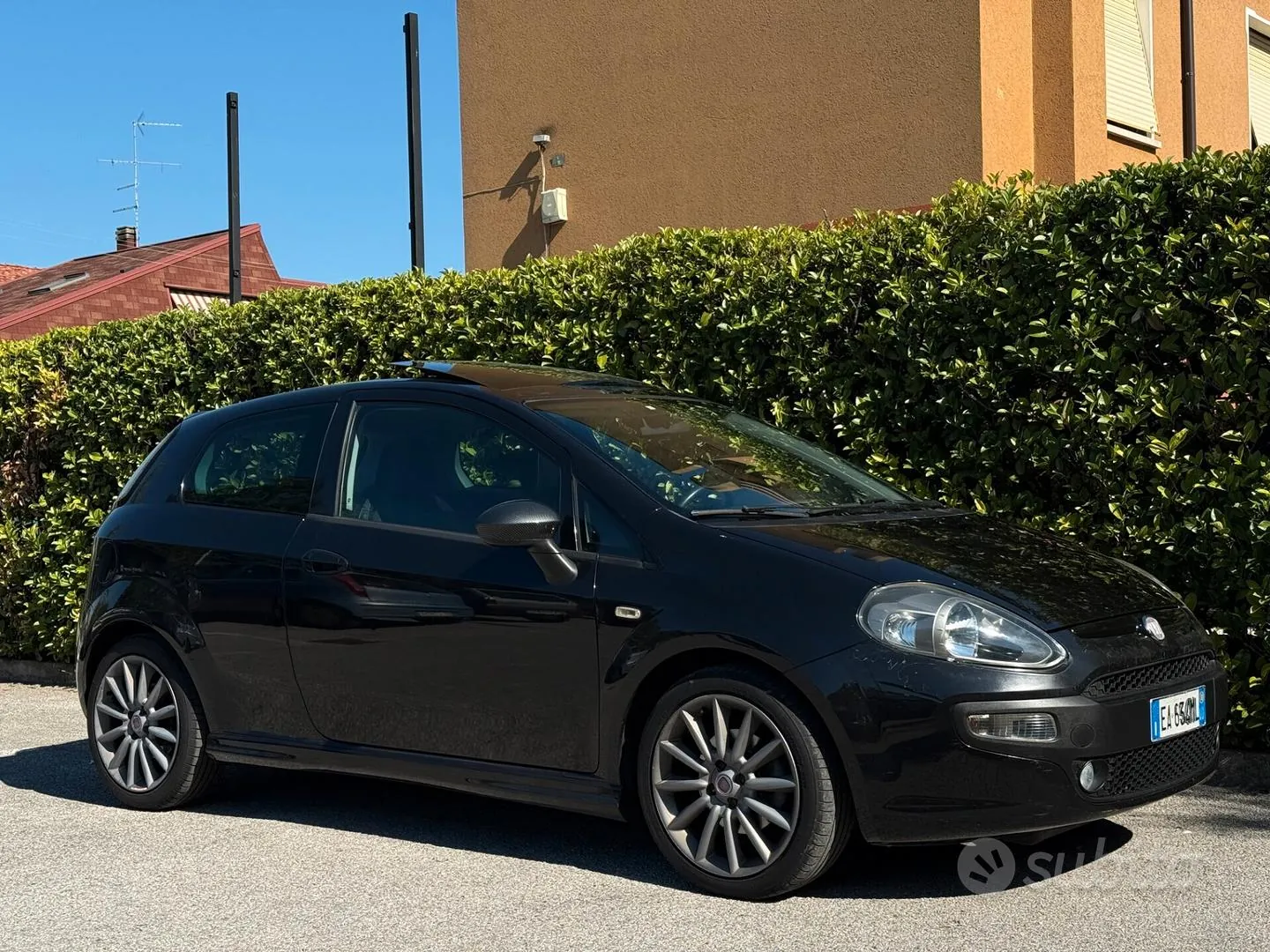 Fiat Punto Evo 2010 photo 2