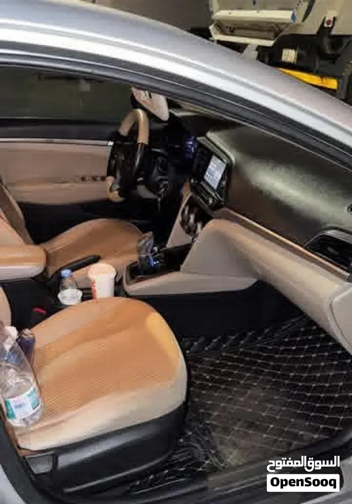Hyundai Elantra 2019 photo 4