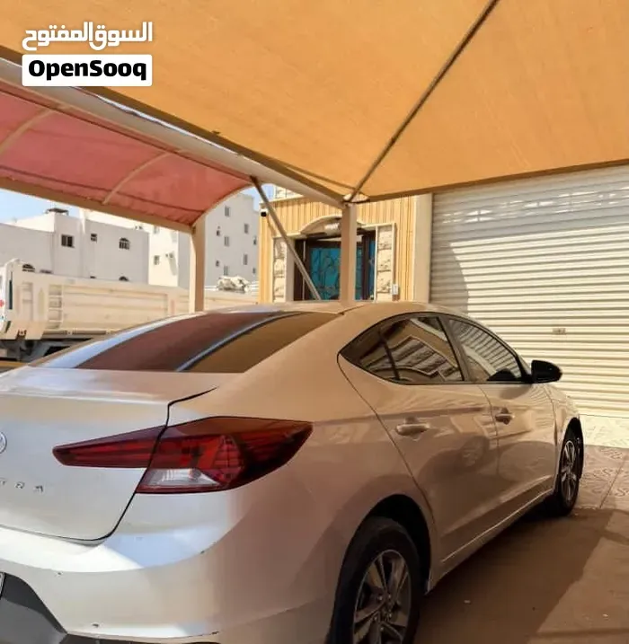 Hyundai Elantra 2019 photo 3