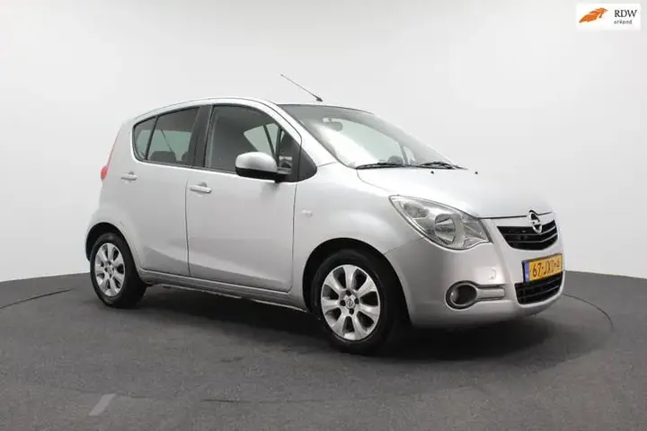 Opel Agila