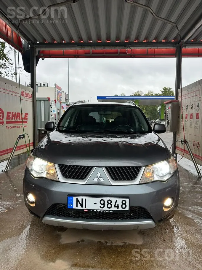 Mitsubishi Outlander 2007 photo 2