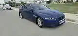 Jaguar Xe 2019 photo 3