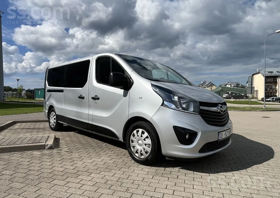 Opel Vivaro 2017 photo 2