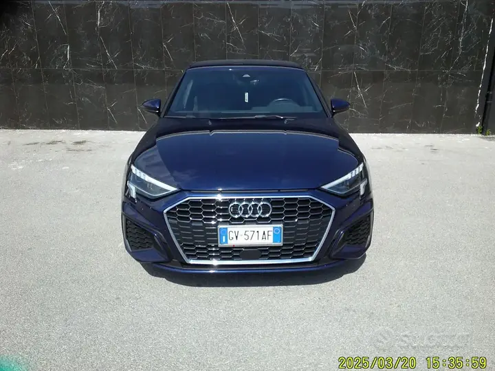 Audi A3 2023 photo 2