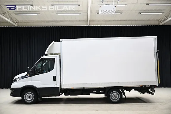 Iveco Daily 2023 photo 2