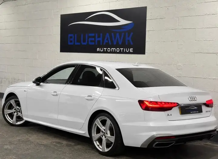 Audi A4 2020 photo 2