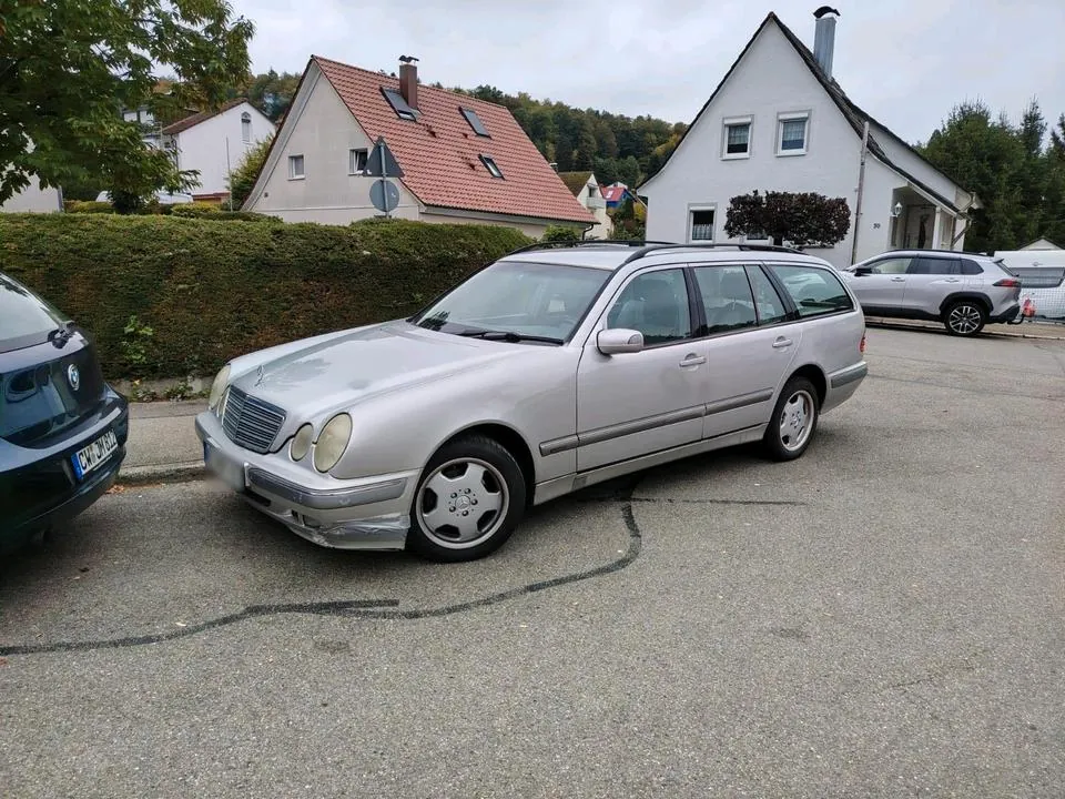 Mercedes-Benz E220 Cdi