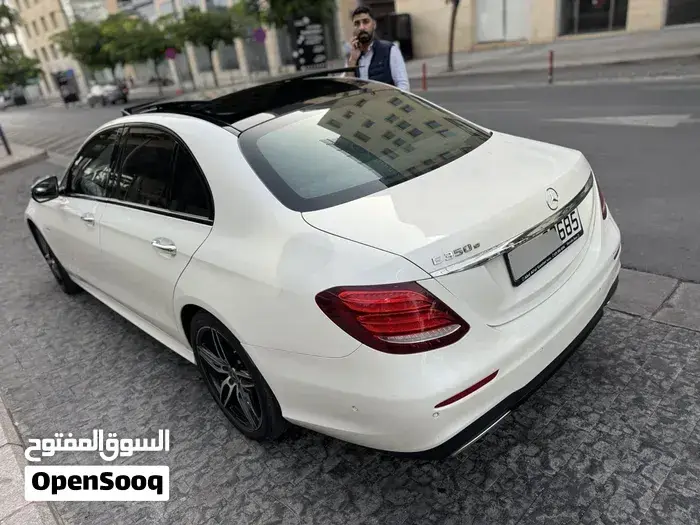 Mercedes-Benz E-Class 2018 photo 4