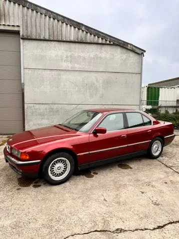 BMW 750I
