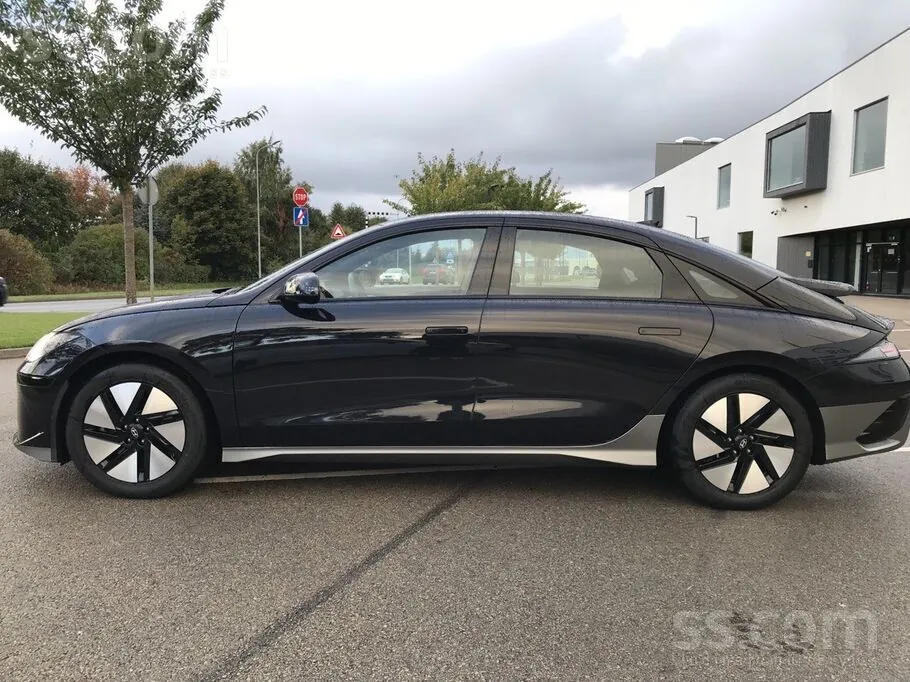 Hyundai Ioniq 6 2023 photo 3