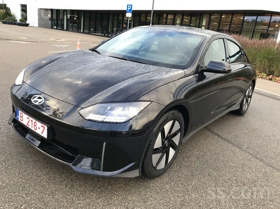Hyundai Ioniq 6 2023 photo 2