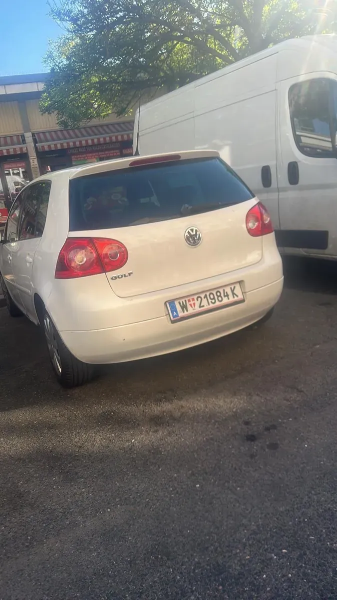 Volkswagen Golf 2008 photo 3