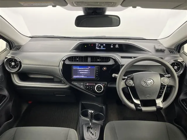 Toyota Aqua 2020 photo 2